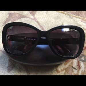 Micheal kors sunglass